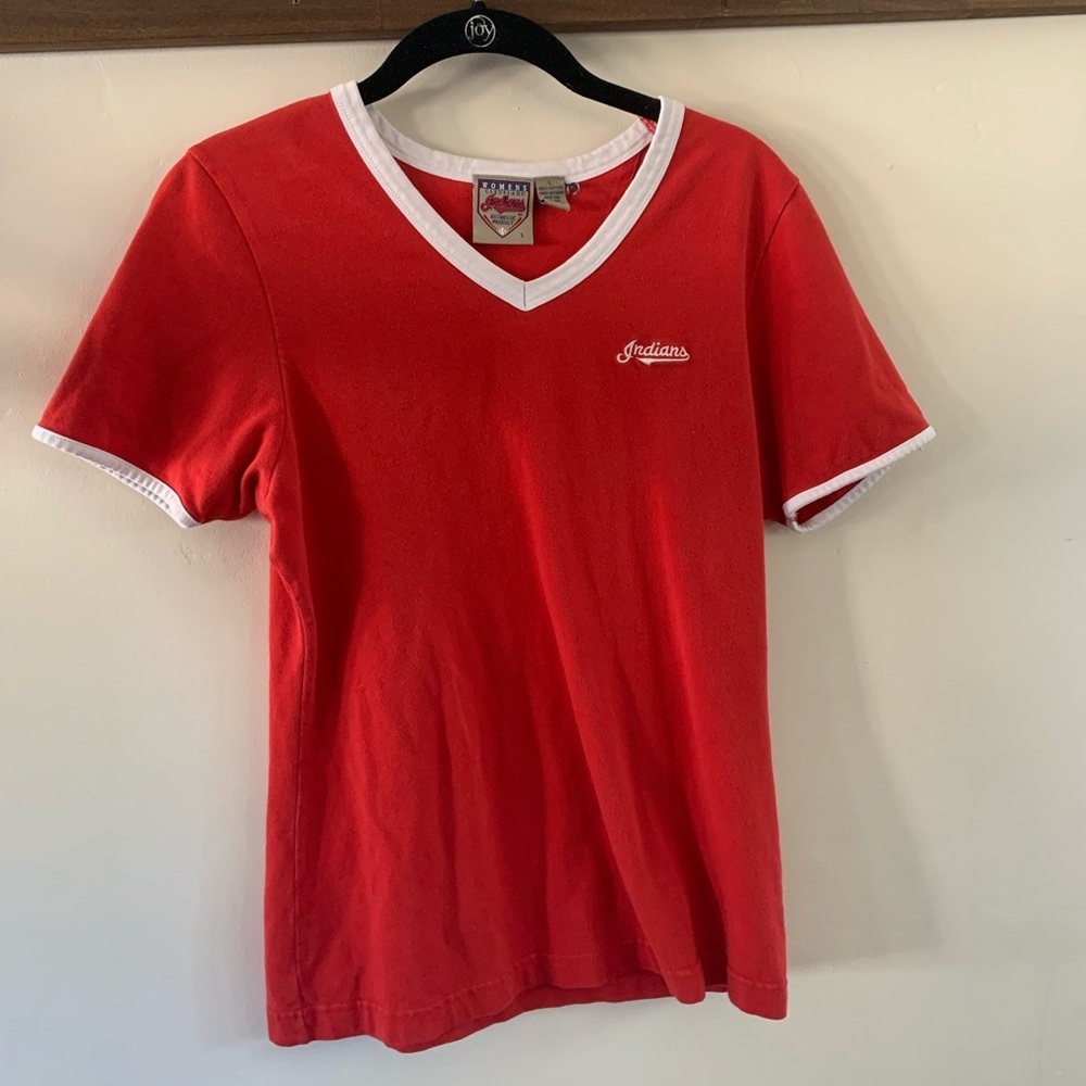 Vintage women’s Cleveland Indians MLB embroidered red and white tshirt size L